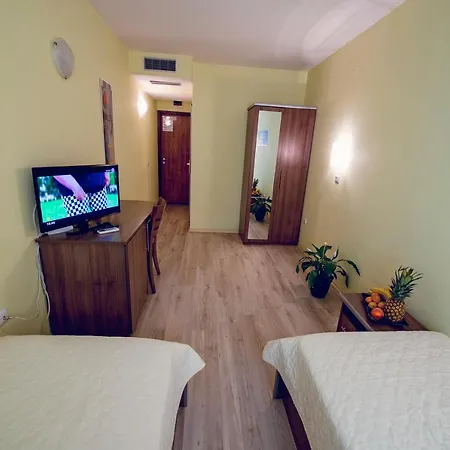 מלון Family Gran Ivan