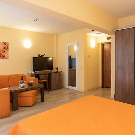 Family Gran Ivan מלון וארנה