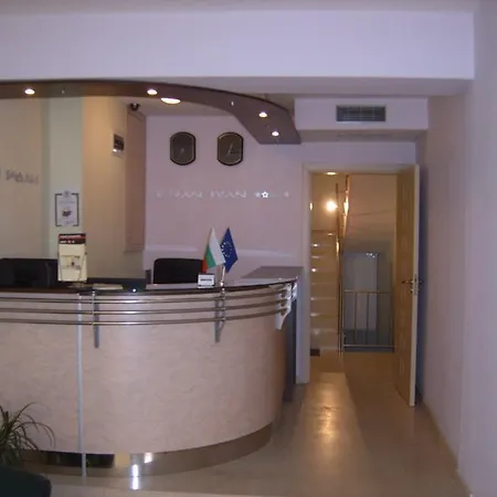 Family Gran Ivan Hotel 3*