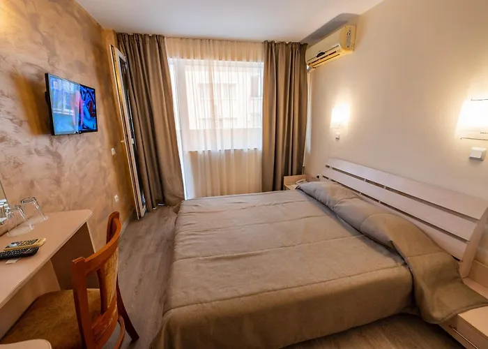 Отель Family Gran Ivan